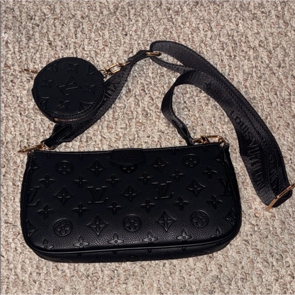 Louis Vuitton Black Monogram Crossbody Bag With Coin Purse - Picture 6 of 6